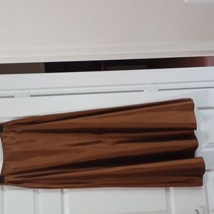 Xscape long maxi skirt size 6 in great condition.  Fully lined